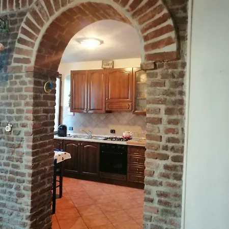 La Corte Virginia Apartment
